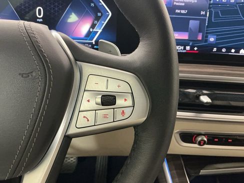 Certified 2024 BMW X7 xDrive40i image 14