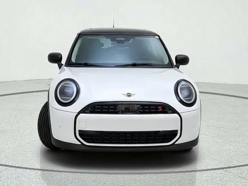 Used 2025 MINI Cooper S FWD image 3