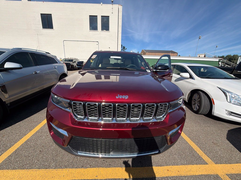 Used 2023 Jeep Grand Cherokee 4WD 4xe image 2