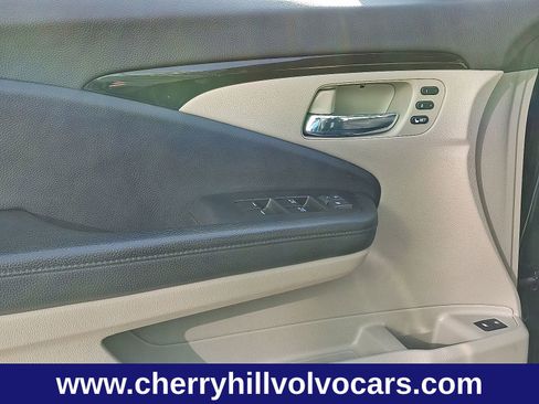 Used 2020 Honda Pilot Touring image 14