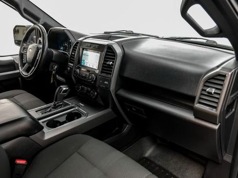 Used 2017 Ford F150 XLT w/ Equipment Group 302A Luxury image 10