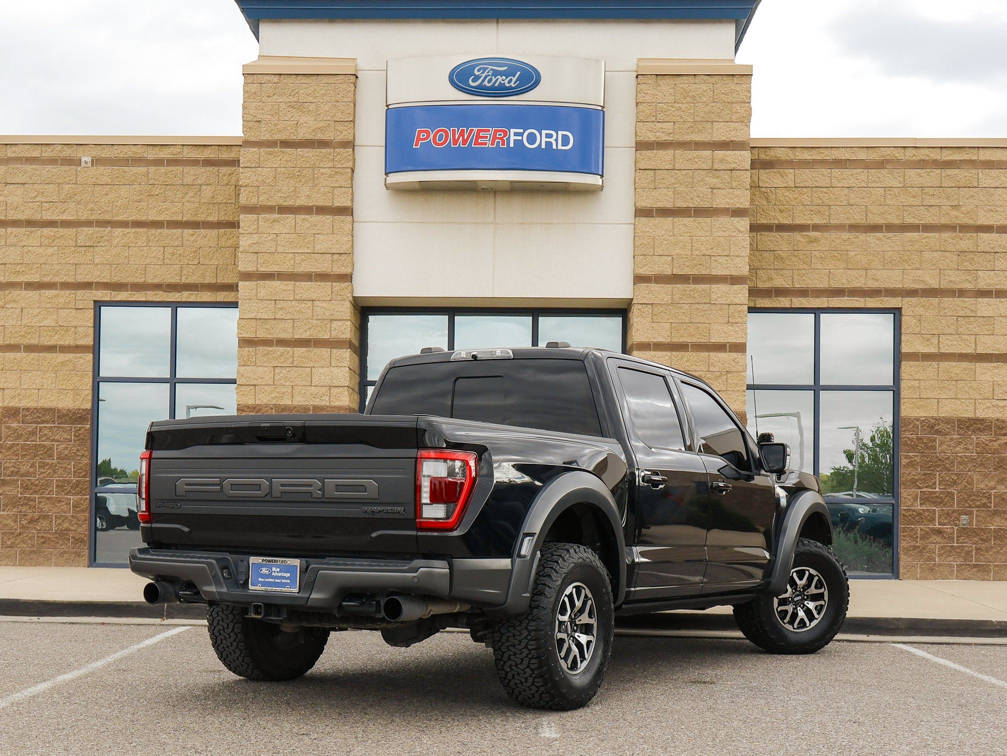 Certified 2022 Ford F150 Raptor w/ Equipment Group 801A High AWD/4WD image 6