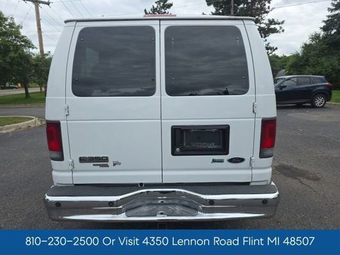 Used 2010 Ford E-350 and Econoline 350 XLT RWD image 7
