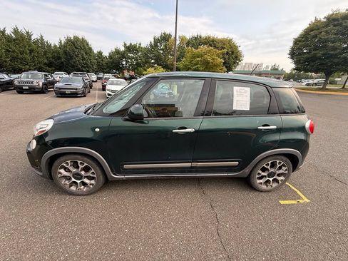 Used 2014 FIAT 500L Trekking w/ Popular Equipment Group FWD image 4