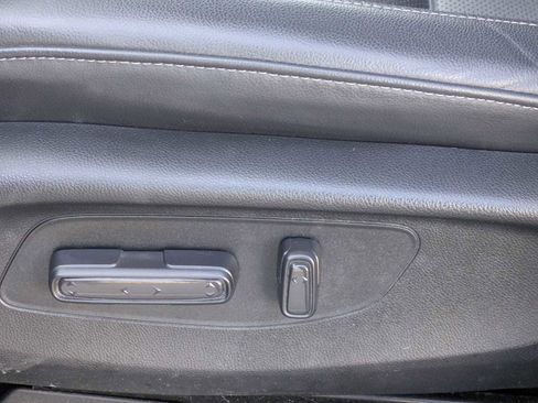 Certified 2024 Honda HR-V EX-L image 16