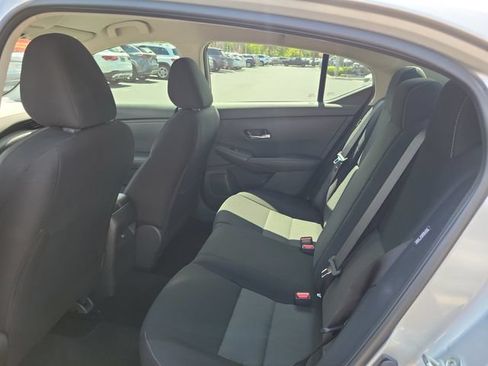 Used 2023 Nissan Sentra SV FWD image 11