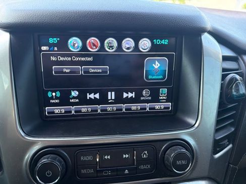 Used 2020 Chevrolet Suburban LT AWD/4WD image 11