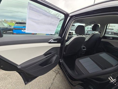 New 2026 Volkswagen Taos S image 17