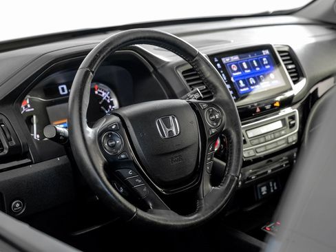 Used 2018 Honda Pilot Elite image 13