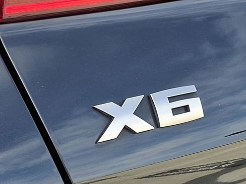 Used 2022 BMW X6 M50i w/ Executive Package image 30