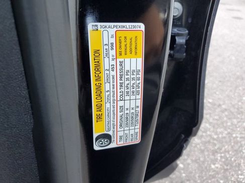 Used 2019 GMC Terrain SLT w/ Preferred Package image 31