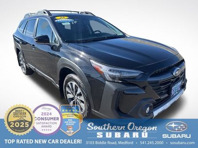 Used 2025 Subaru Outback Limited w/ Tech Package 2