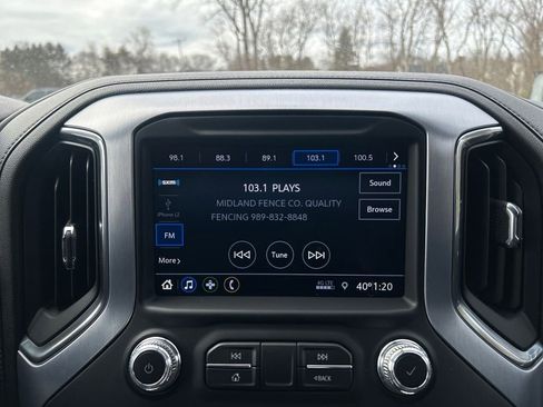 Used 2022 GMC Sierra 1500 SLE image 27