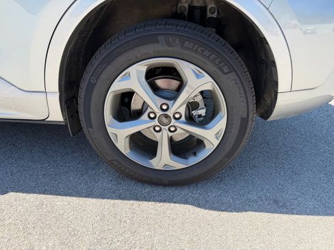 Used 2024 Ford Escape ST-Line AWD/4WD image 19