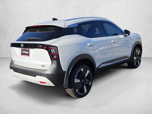 New 2026 Nissan Kicks SR image 2