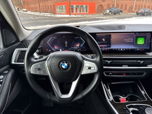 Used 2024 BMW X7 xDrive40i image 27