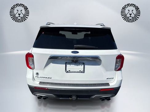 Certified 2022 Ford Explorer Platinum w/ Equipment Group 601A image 6