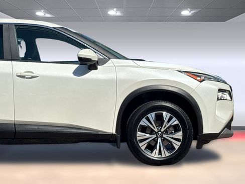 Used 2023 Nissan Rogue SV FWD image 34