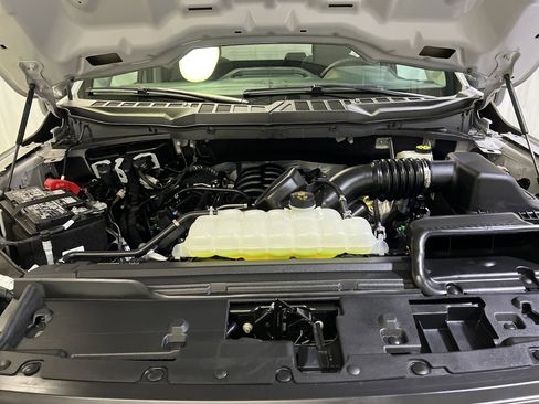 Used 2024 Ford F150 XL w/ Equipment Group 103A High RWD image 15