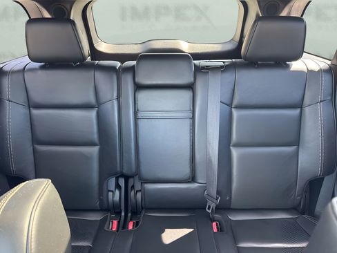 Used 2017 Jeep Grand Cherokee Overland image 13