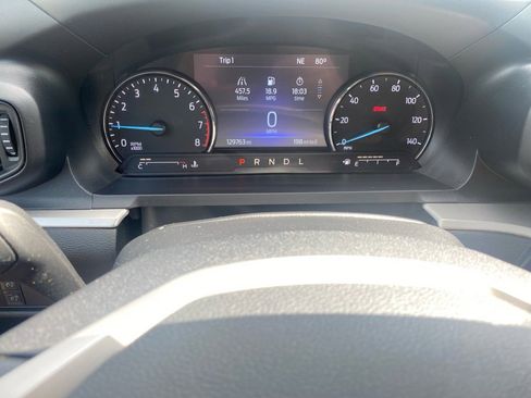 Used 2022 Ford Explorer XLT image 13