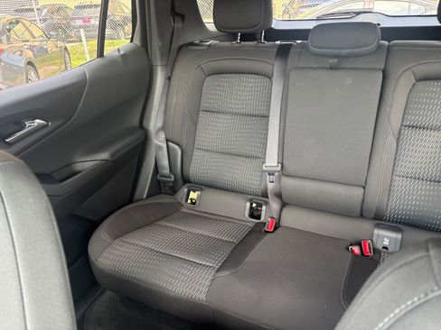 Used 2025 Chevrolet Equinox LT FWD image 40