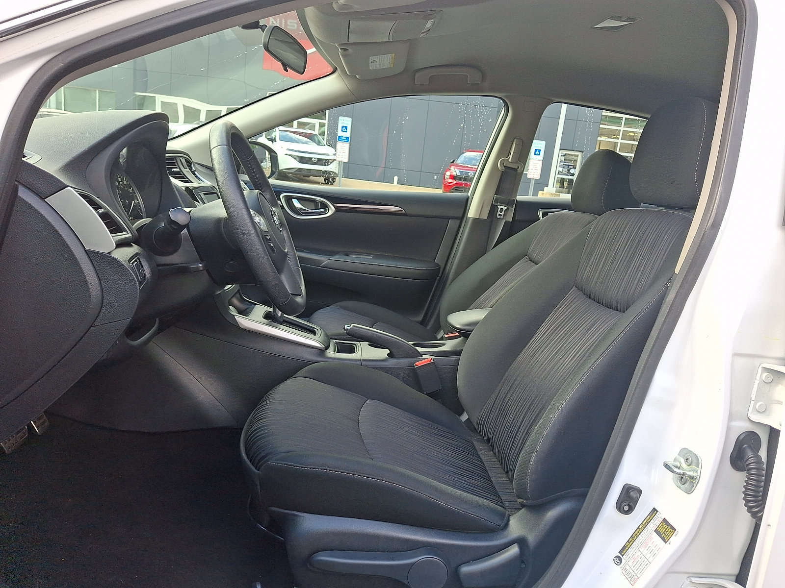Certified 2019 Nissan Sentra SV FWD image 16