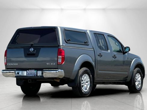 Used 2016 Nissan Frontier SV AWD/4WD image 3