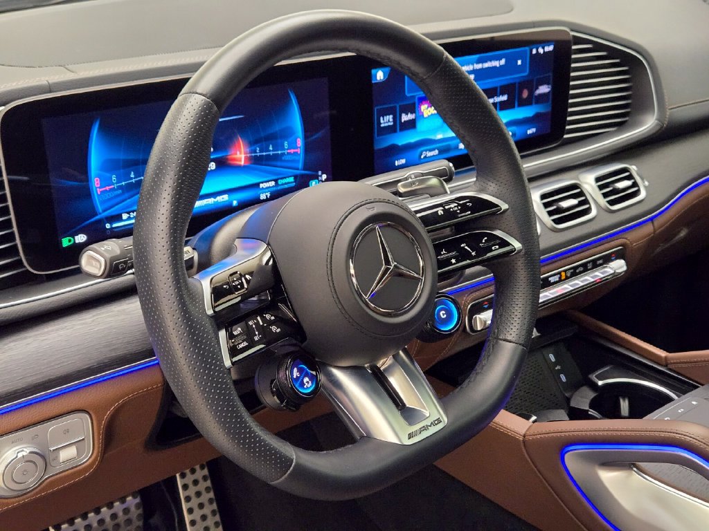 Used 2025 Mercedes-Benz GLE 53 AMG 4MATIC Coupe image 36