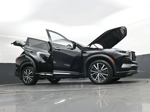 Used 2023 INFINITI QX60 Sensory w/ Vision Package AWD/4WD image 52