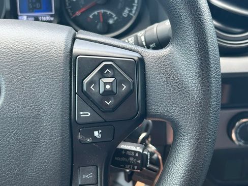 Used 2023 Toyota Tacoma SR AWD/4WD image 33