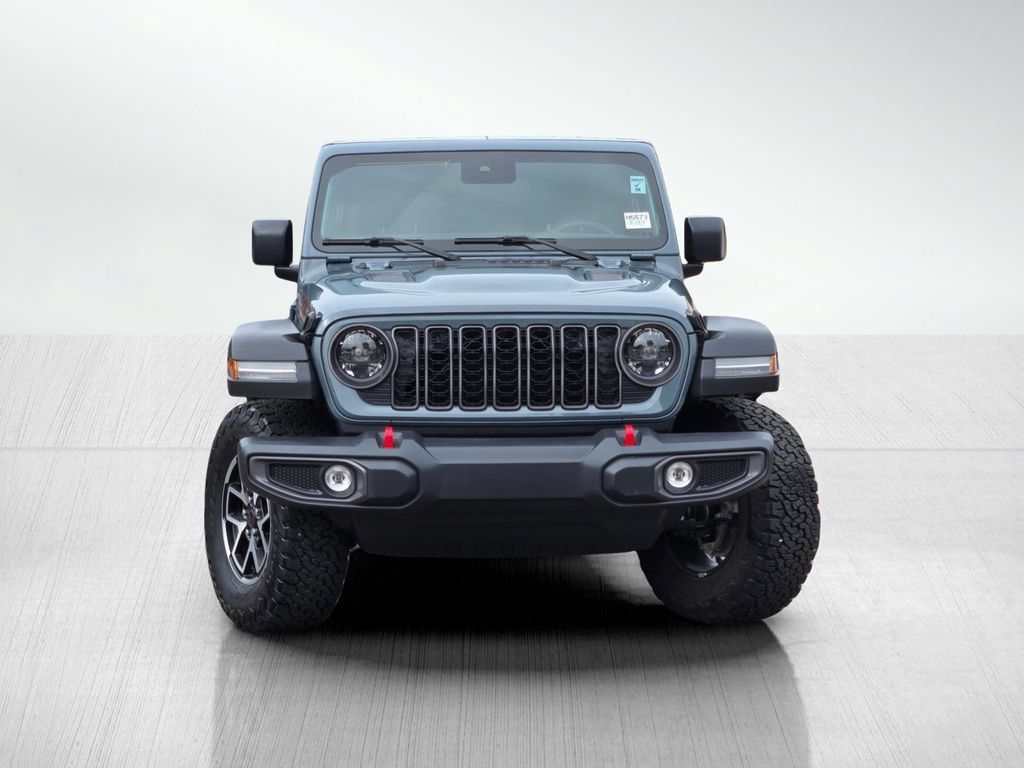 Used 2024 Jeep Wrangler Unlimited Rubicon w/ Convenience Group AWD/4WD image 3