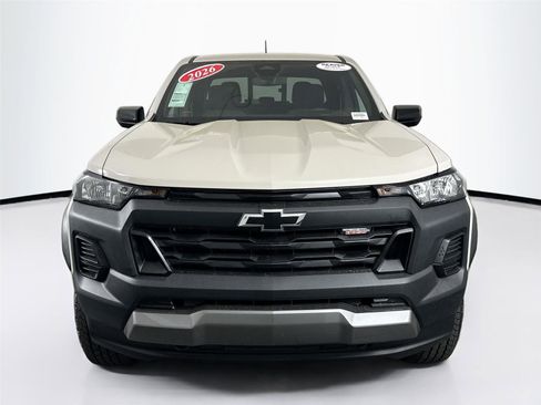 Used 2026 Chevrolet Colorado Trail Boss AWD/4WD image 8