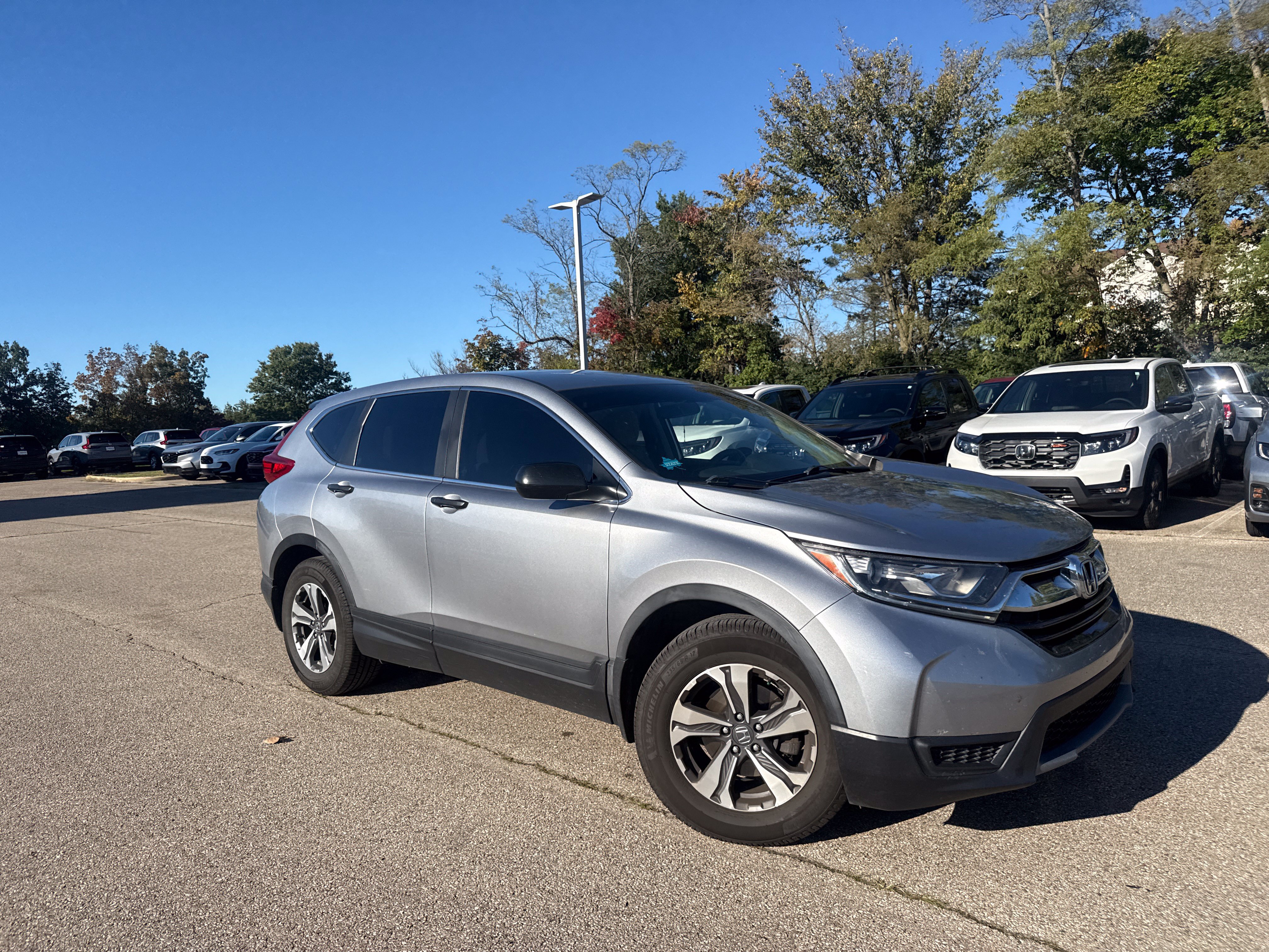 Used 2017 Honda CR-V LX image 19