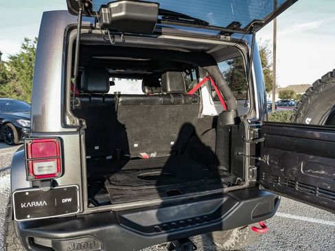 Used 2017 Jeep Wrangler Unlimited Rubicon image 58