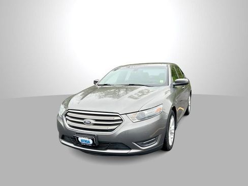 Used 2013 Ford Taurus SEL FWD image 1