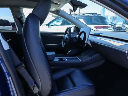 Used 2023 Tesla Model Y Long Range AWD/4WD image 18