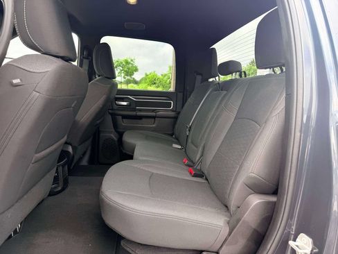 Used 2025 RAM 2500 Big Horn AWD/4WD image 10