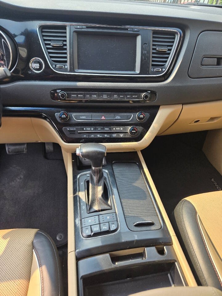 Used 2018 Kia Sedona SX Limited FWD image 8