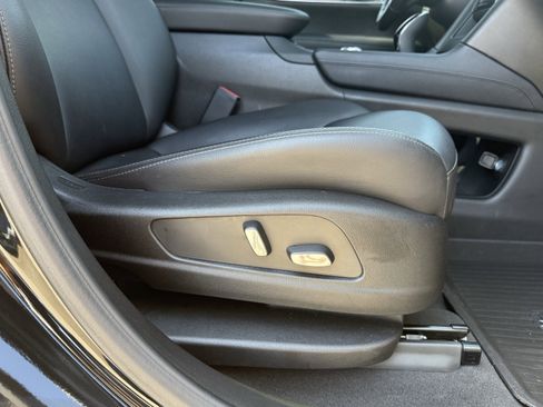 Used 2023 Cadillac XT5 Luxury image 50