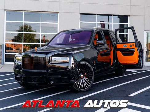 Used 2023 Rolls-Royce Cullinan AWD/4WD image 1