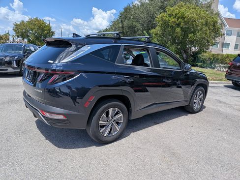 Used 2022 Hyundai Tucson Blue AWD/4WD image 4
