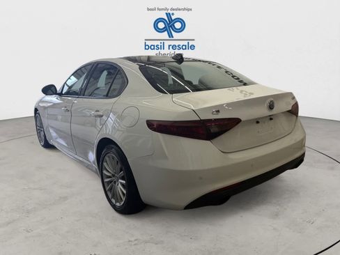 Used 2022 Alfa Romeo Giulia Sprint image 4