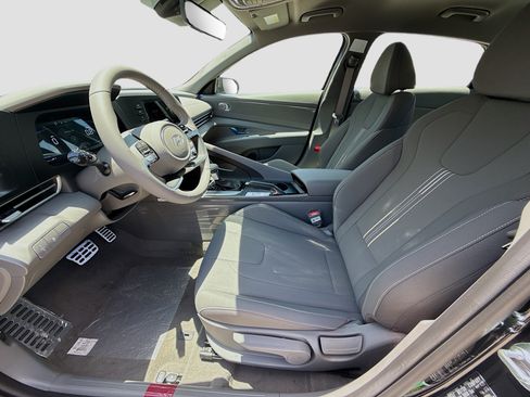 New 2026 Hyundai Elantra Sport FWD image 14