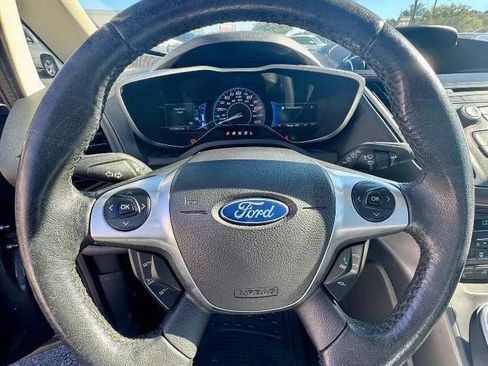 Used 2017 Ford C-MAX Energi SE w/ Equipment Group 402A image 13