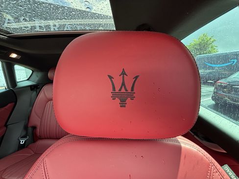Used 2022 Maserati Levante GT AWD/4WD image 31