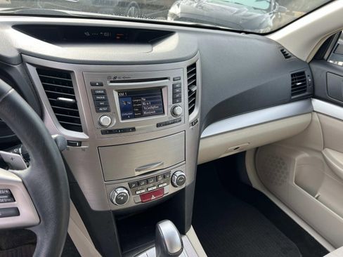 Used 2014 Subaru Outback 2.5i Premium image 29