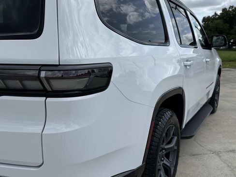 New 2026 Jeep Grand Wagoneer 4WD image 14