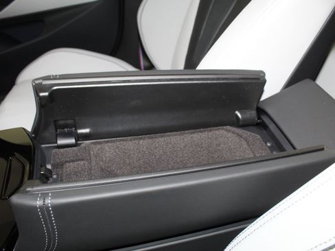 New 2026 BMW M5 w/ Carbon Package image 19