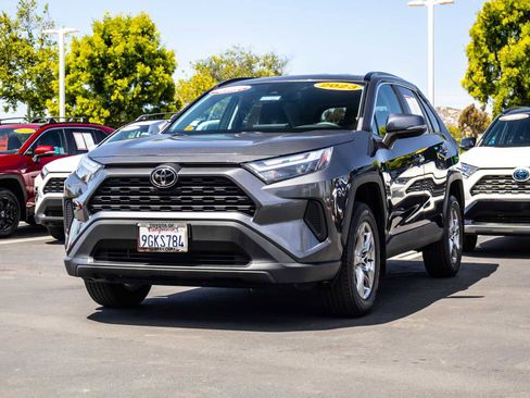 Certified 2023 Toyota RAV4 XLE FWD image 3